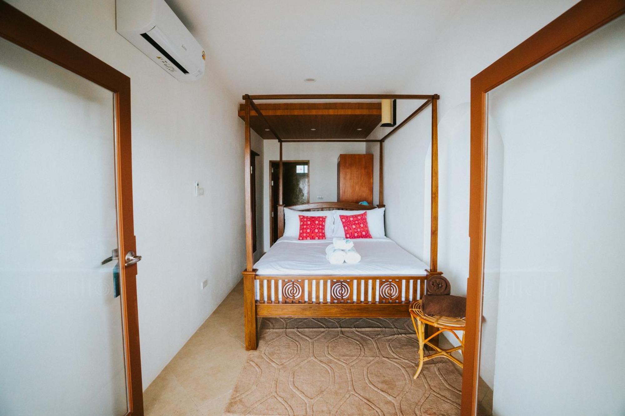 Areeya Beachfront Villas Pranburi Ban Nong Sua  Exterior photo