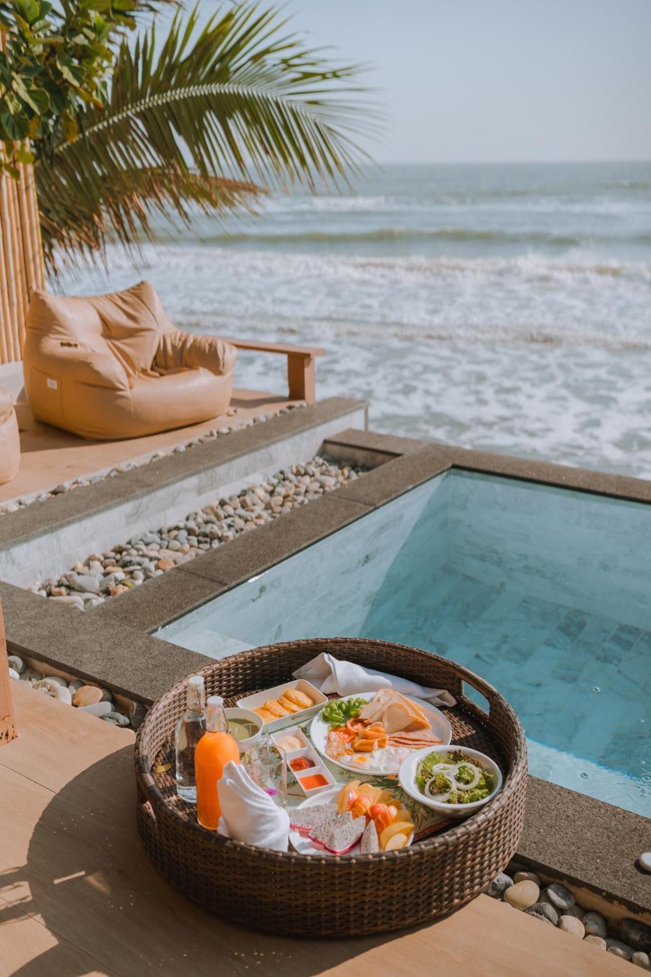 Areeya Beachfront Villas Pranburi Ban Nong Sua  Exterior photo