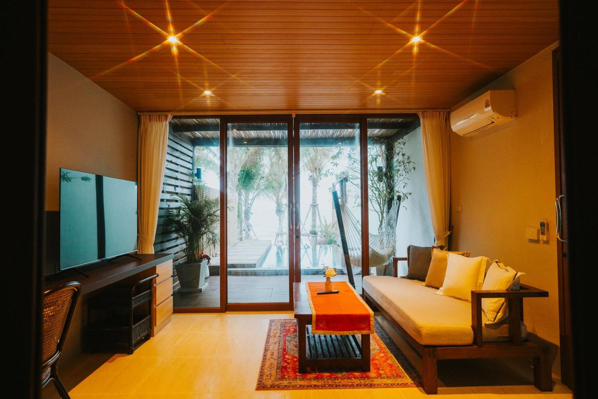 Areeya Beachfront Villas Pranburi Ban Nong Sua  Exterior photo
