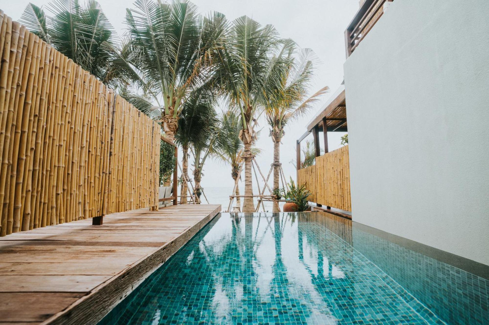 Areeya Beachfront Villas Pranburi Ban Nong Sua  Exterior photo