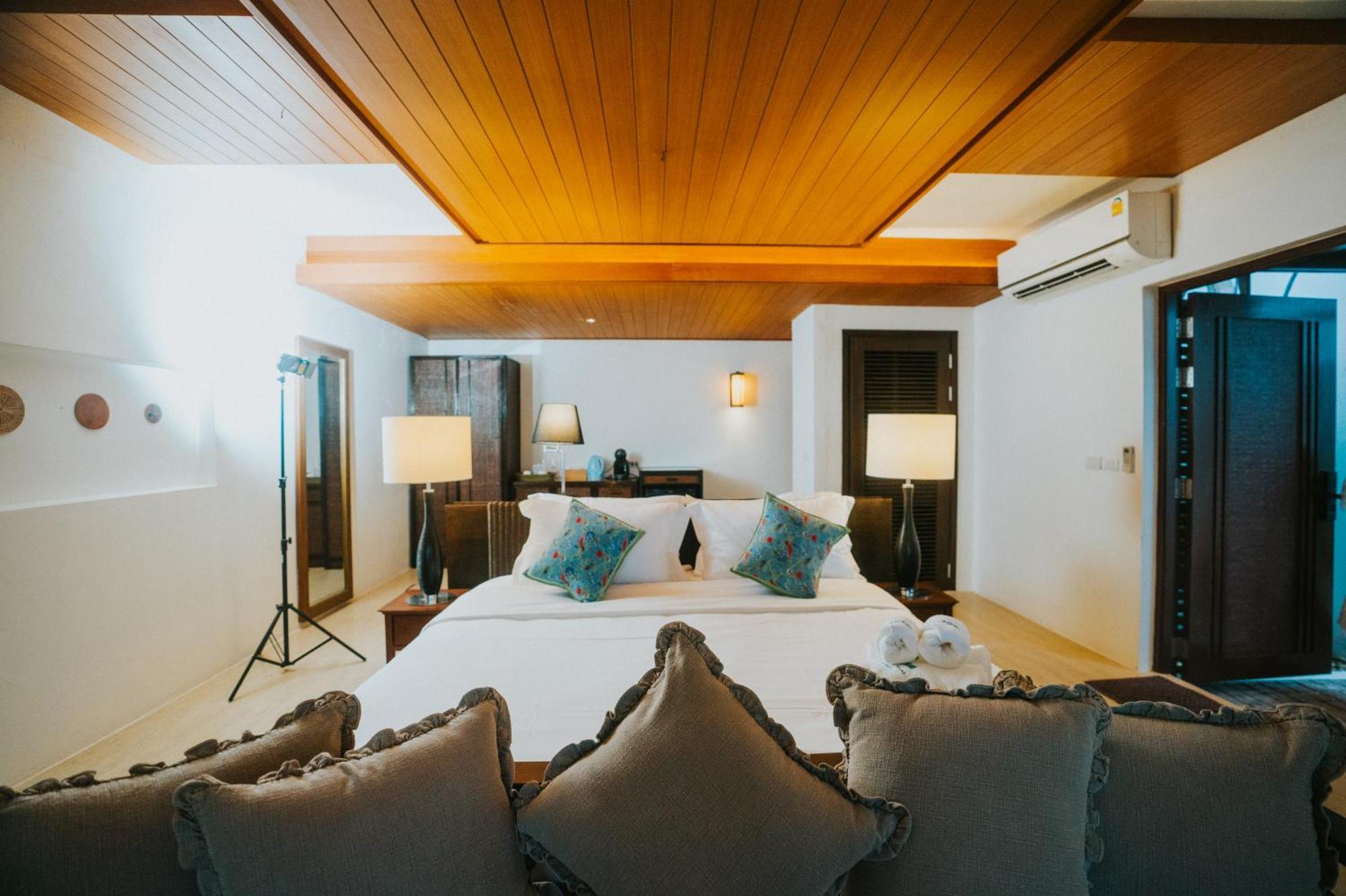 Areeya Beachfront Villas Pranburi Ban Nong Sua  Exterior photo