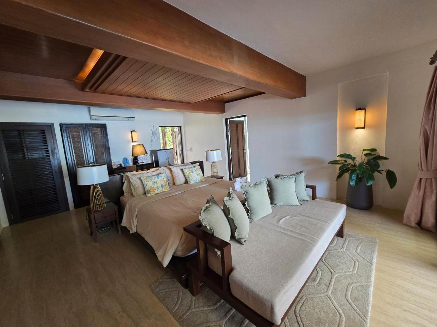 Areeya Beachfront Villas Pranburi Ban Nong Sua  Exterior photo