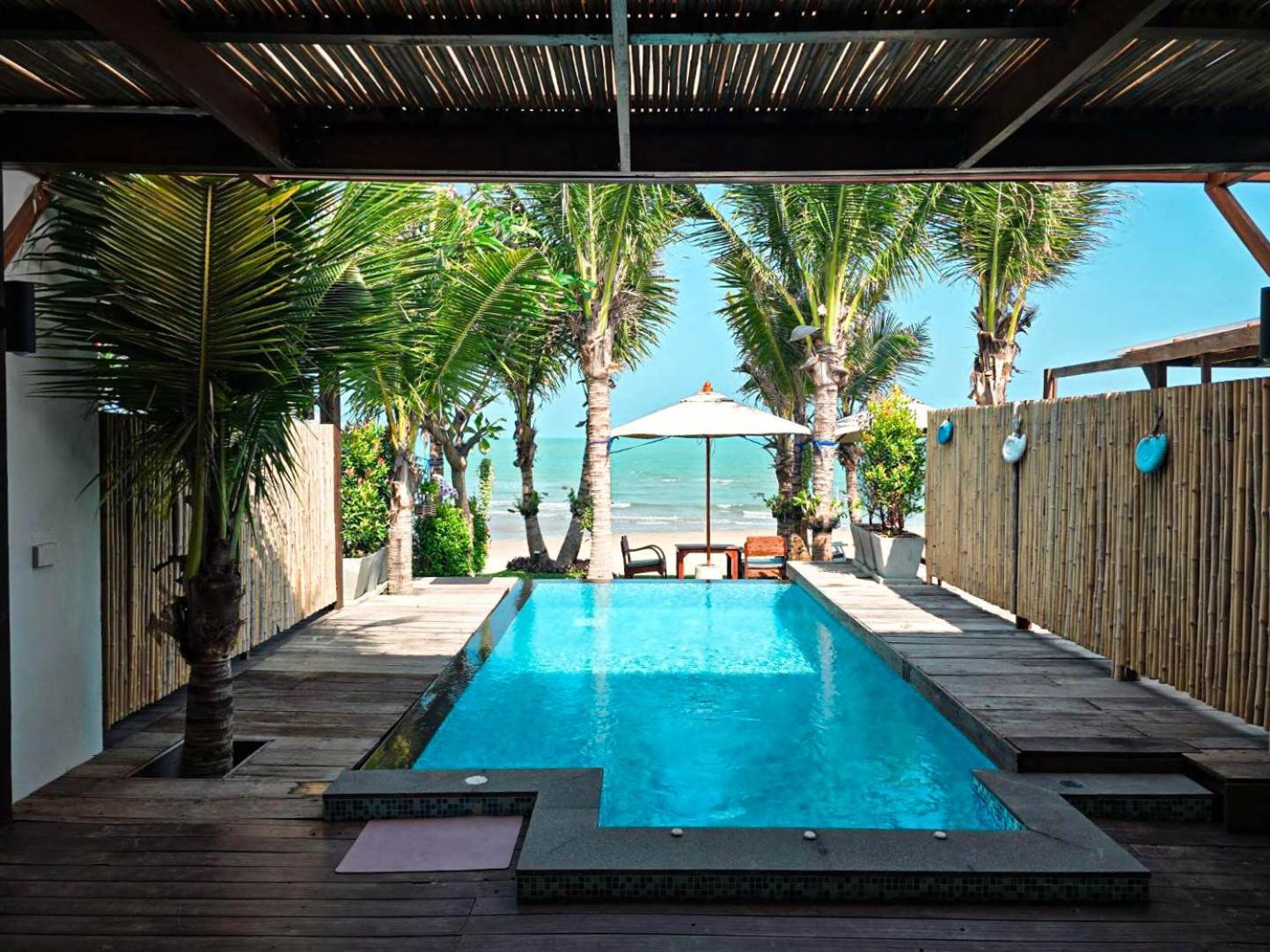 Areeya Beachfront Villas Pranburi Ban Nong Sua  Exterior photo