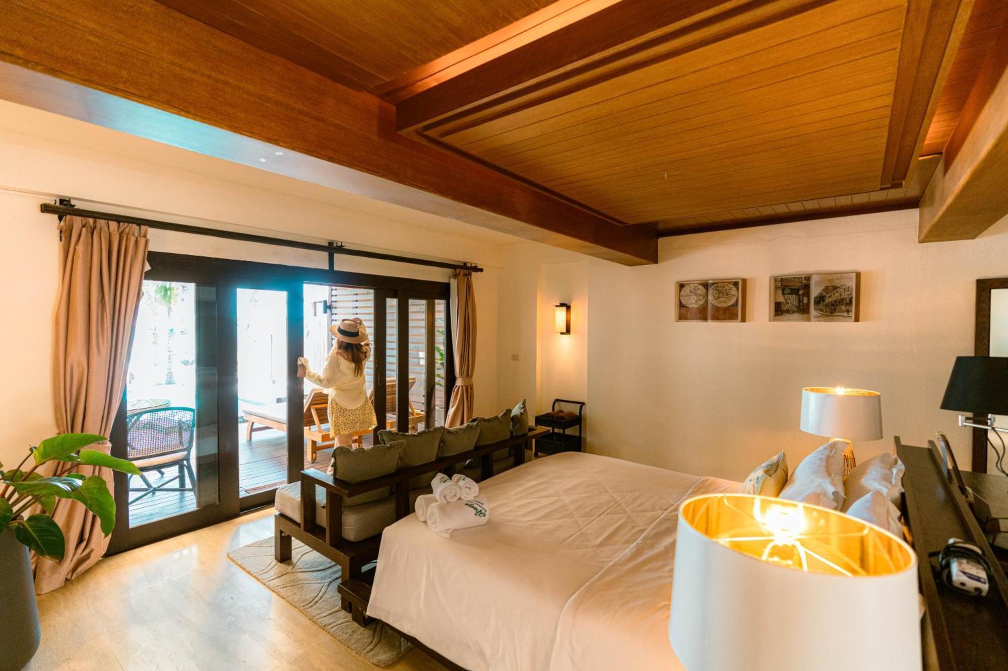 Areeya Beachfront Villas Pranburi Ban Nong Sua  Exterior photo