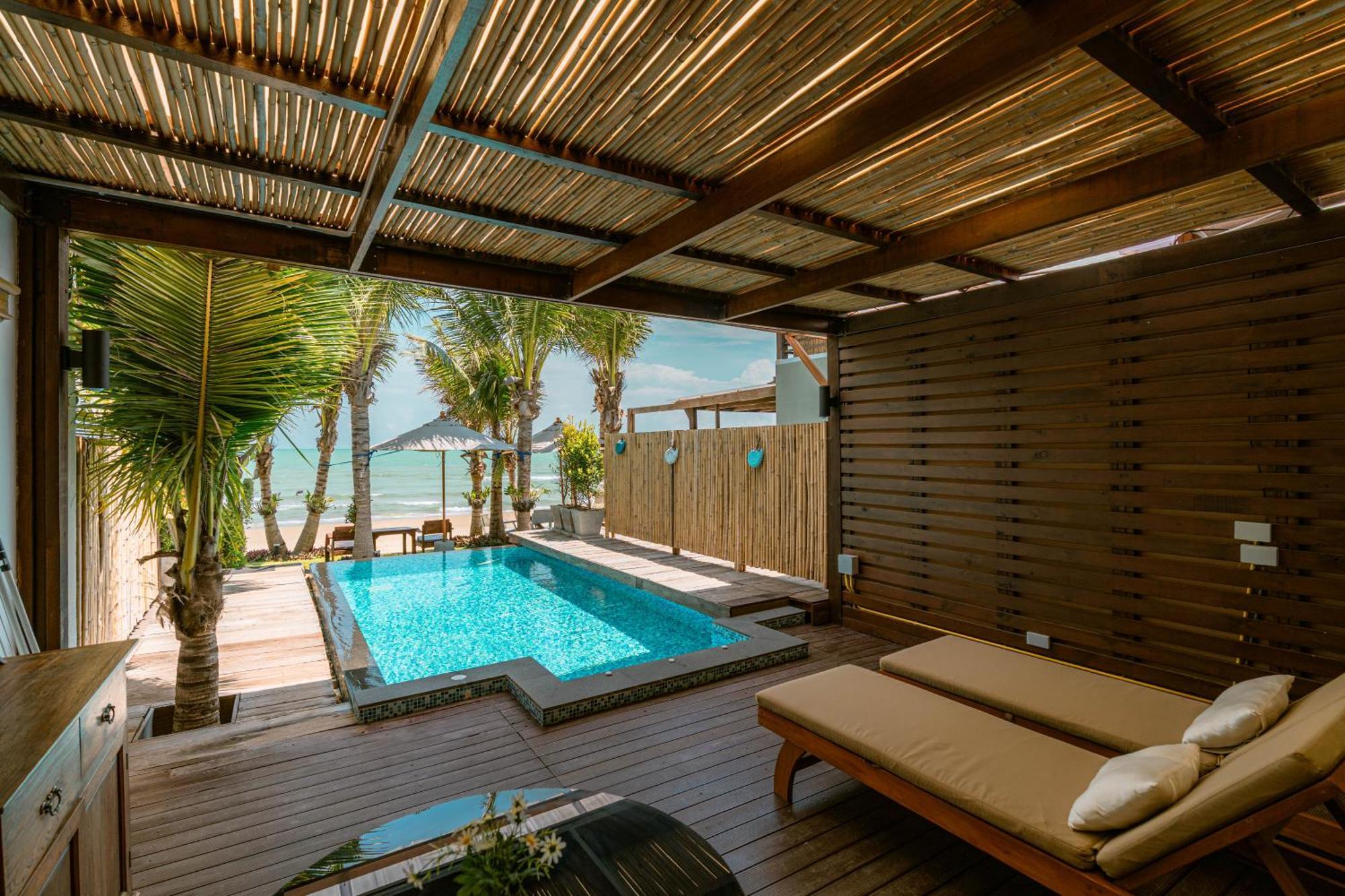 Areeya Beachfront Villas Pranburi Ban Nong Sua  Exterior photo