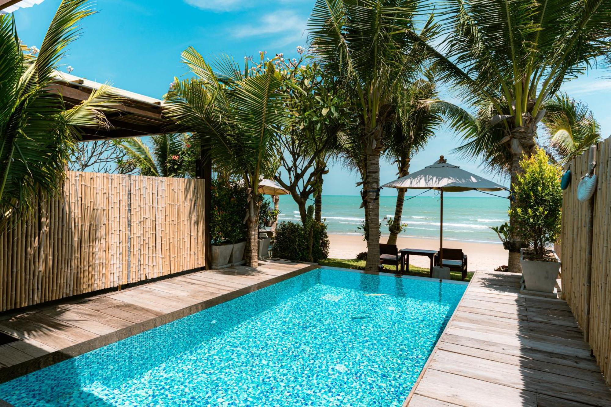 Areeya Beachfront Villas Pranburi Ban Nong Sua  Exterior photo